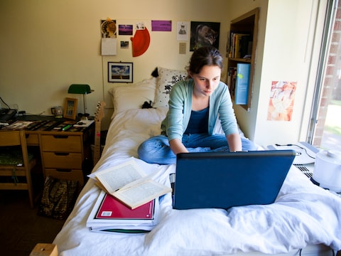 Studenten en startende huurders zijn de dupe van het huidige woningmarktbeleid: kamernood loopt op